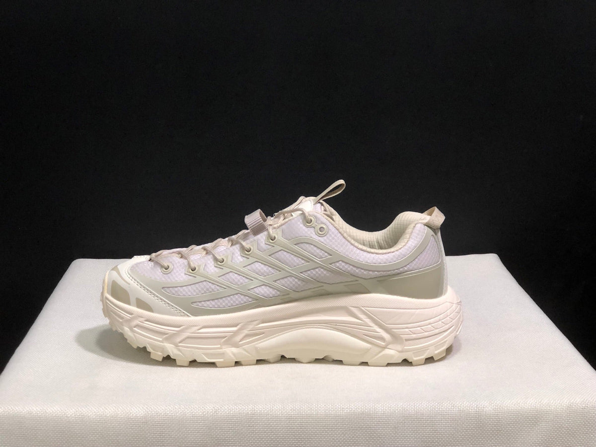 HOKA ONE ONE Mafate Three2 Trail Running Shoes